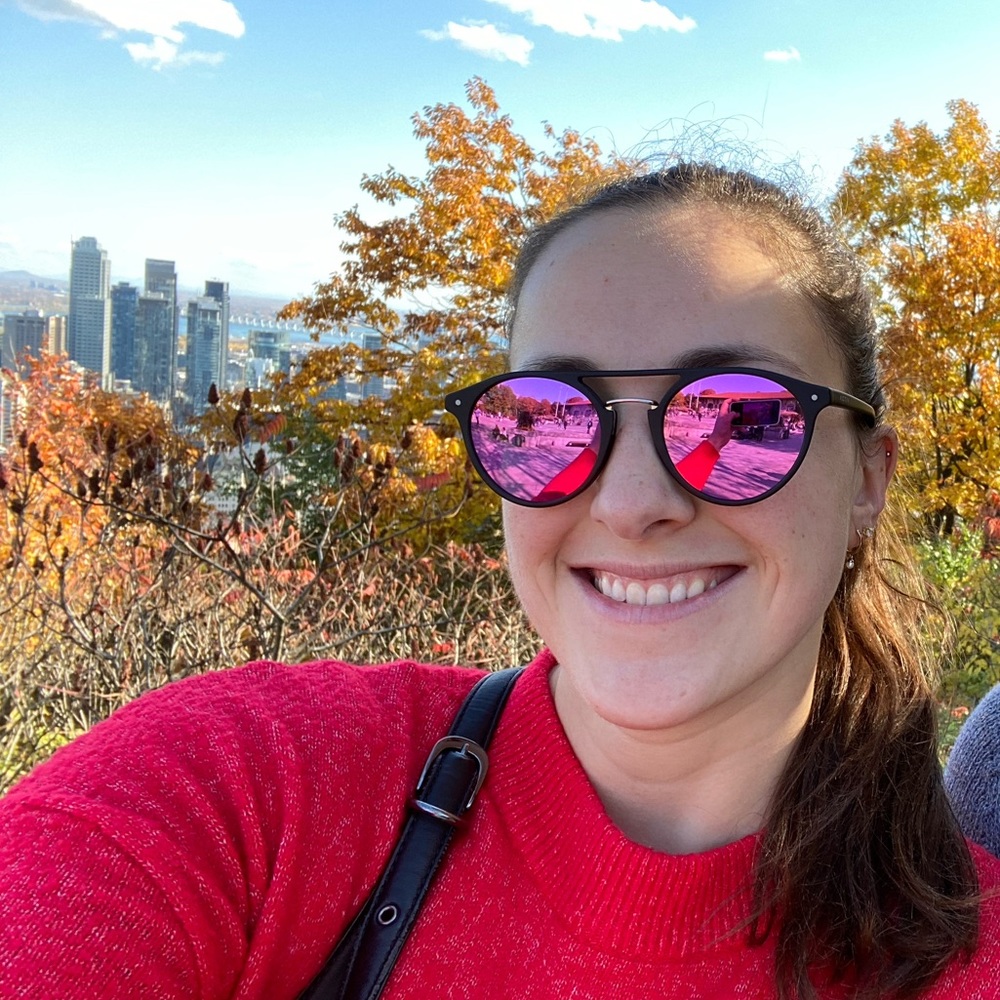 Meet your Posher, Alix